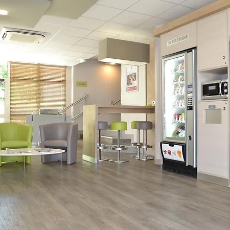 Hotel Ibis Budget Aix Les Bains - 2*