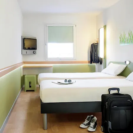 Ibis Budget Aix Les Bains - Hotel 2*