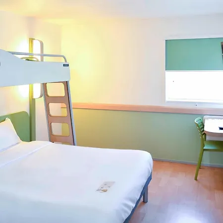 Hotel Ibis Budget Aix Les Bains - 2*