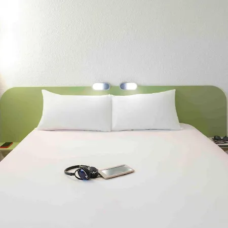 Hotel Ibis Budget Aix Les Bains - 2*